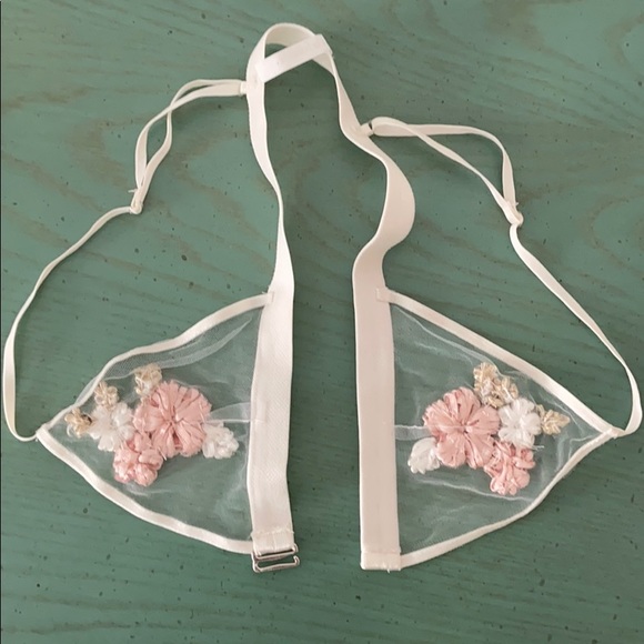 A La Folie white sheer/ribbon florets bralette - Picture 4 of 5